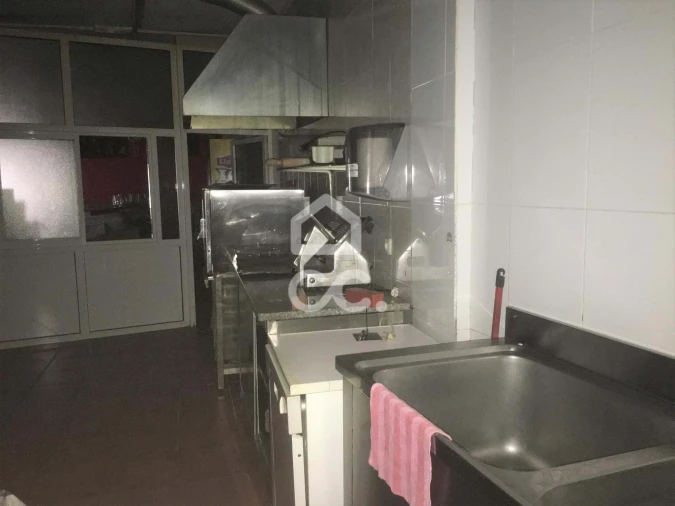 Negócio para Arrendamento em Oliveira, São Paio e São Sebastião Foto 5