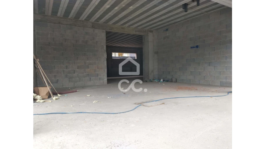 Negócio para Venda em Creixomil Foto 6