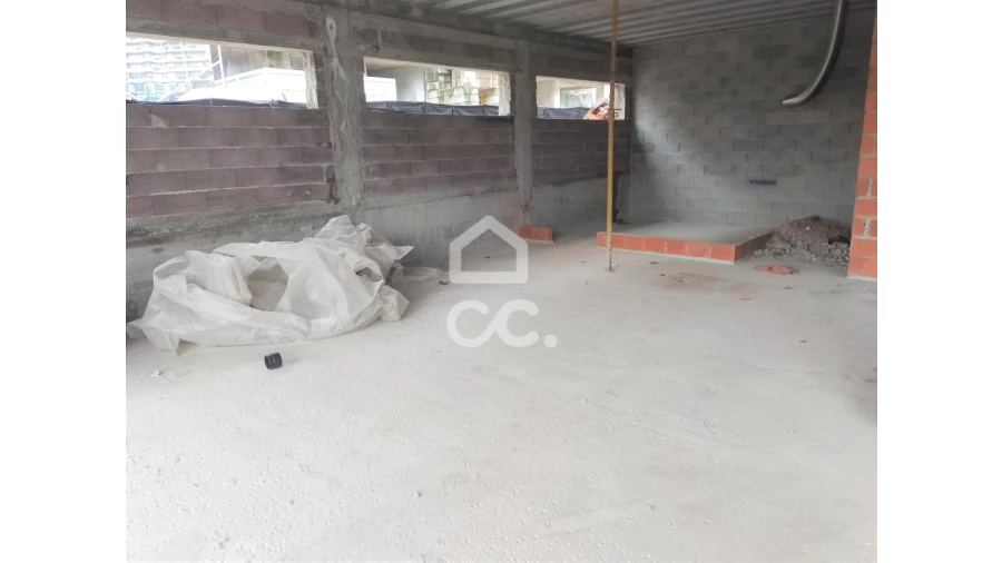 Negócio para Venda em Creixomil Foto 8