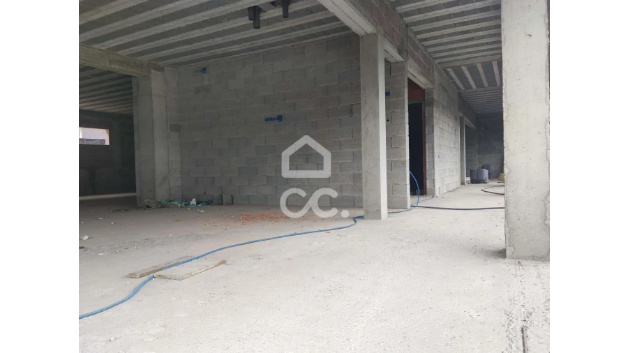 Negócio para Venda em Creixomil Foto 7