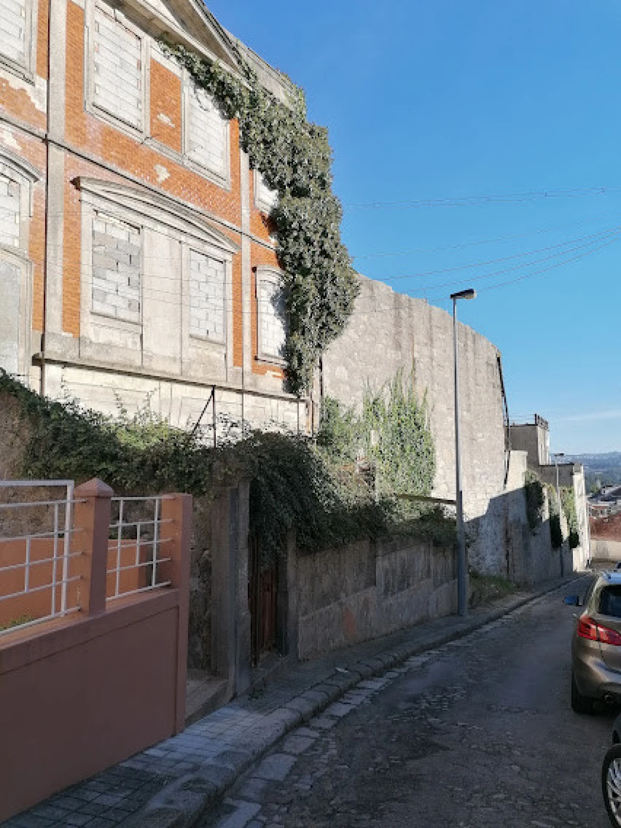 Terreno para Venda em Campanhã Foto 3