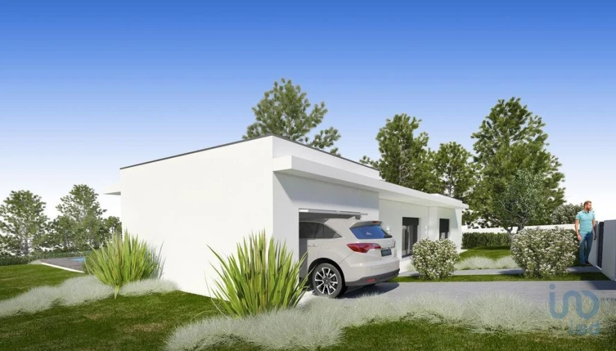 Moradia T3 para Venda em Cadaval e Pêro Moniz