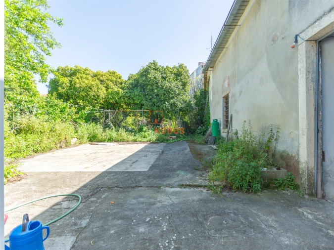 Armazém para Venda em Torres Novas (Santa Maria, Salvador e Santiago) Foto 13