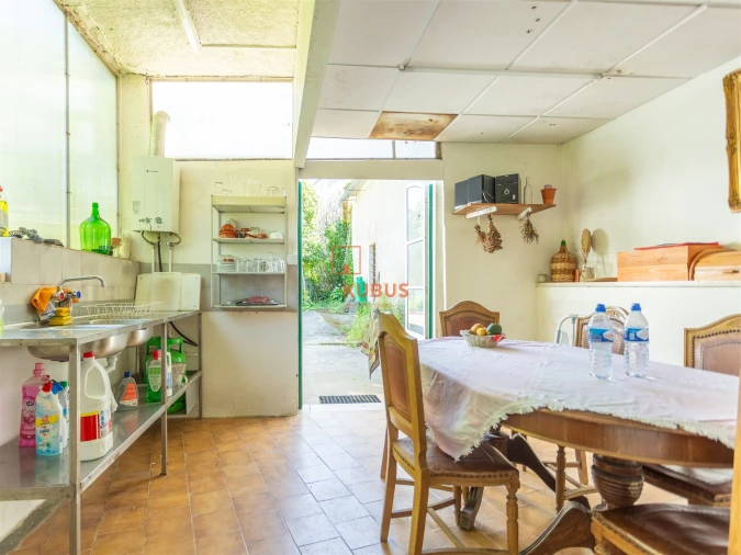 Armazém para Venda em Torres Novas (Santa Maria, Salvador e Santiago) Foto 9