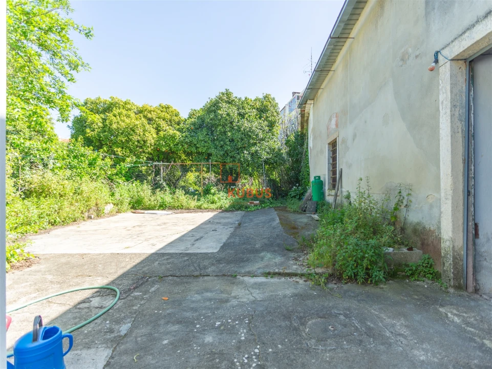 Armazém para Venda em Torres Novas (Santa Maria, Salvador e Santiago) Foto 13