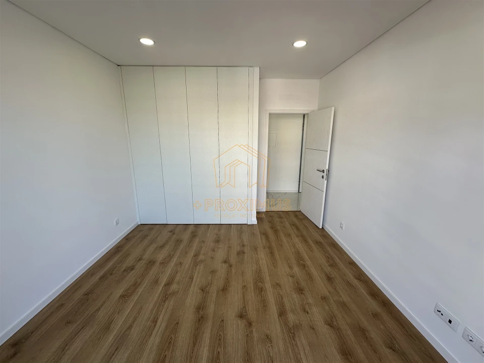 Apartamento T3 para Venda em São Pedro Foto 19