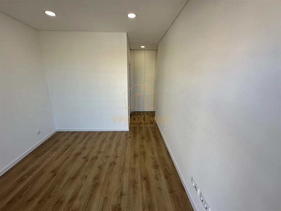 Apartamento T3 para Venda em São Pedro Foto 24