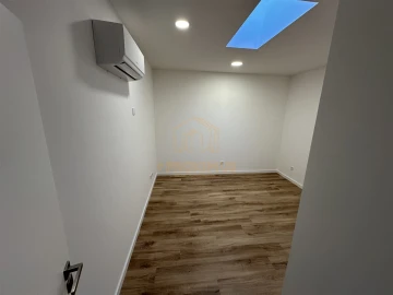 Apartamento T4 para Venda em Buarcos
