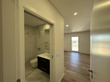 Apartamento T4 para Venda em Buarcos
