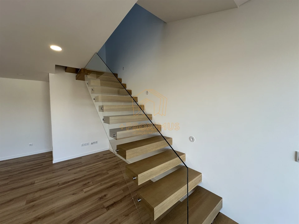 Apartamento T4 para Venda em Buarcos Foto 10