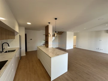 Apartamento T5 para Venda em Buarcos