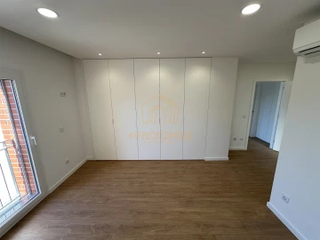 Apartamento T5 para Venda em Buarcos