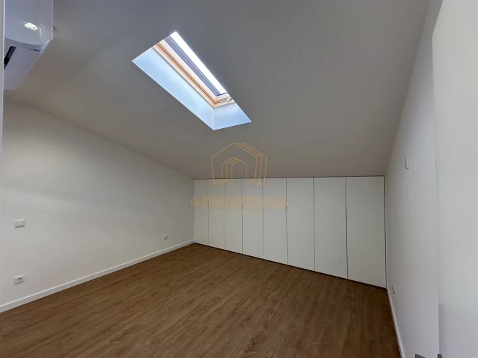 Apartamento T5 para Venda em Buarcos Foto 20