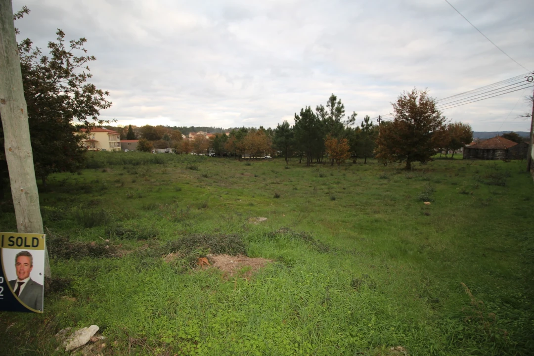 Terreno para Venda em Romãs, Decermilo e Vila Longa Foto 8