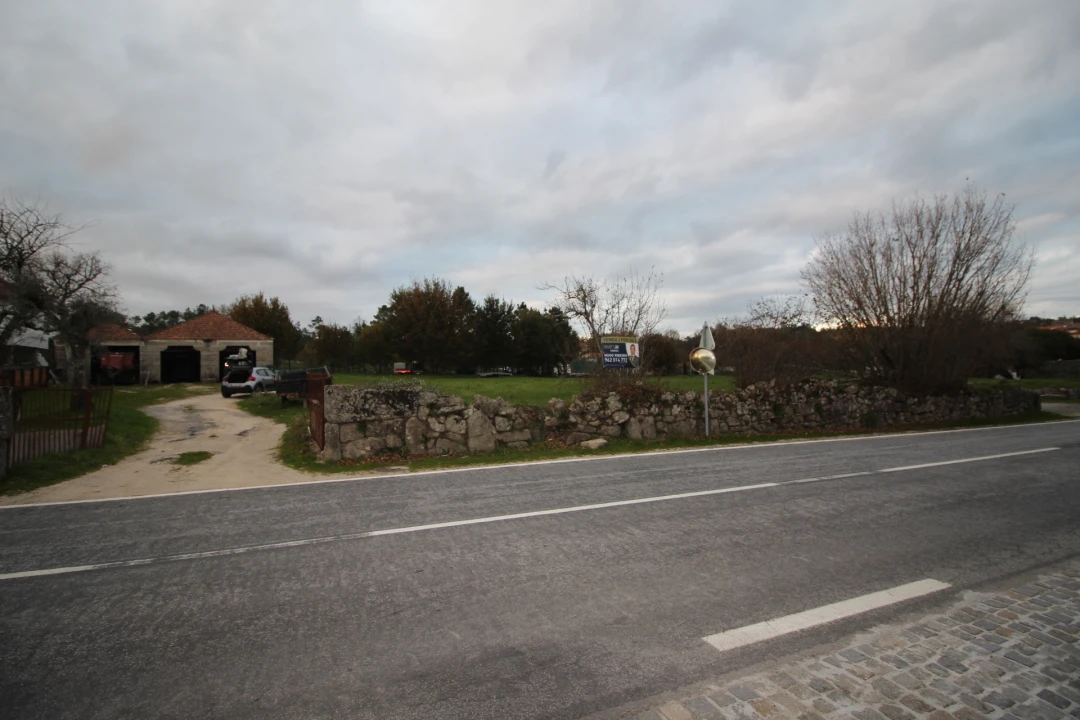 Terreno para Venda em Romãs, Decermilo e Vila Longa Foto 12