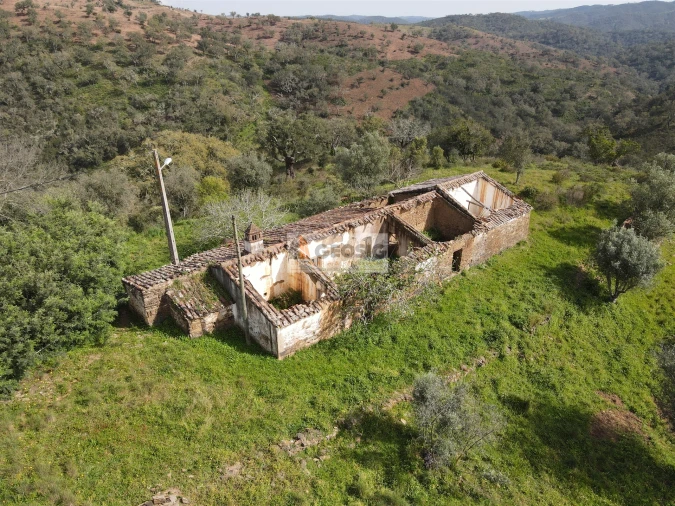Quinta T2 para Venda em Santa Clara-A-Nova e Gomes Aires