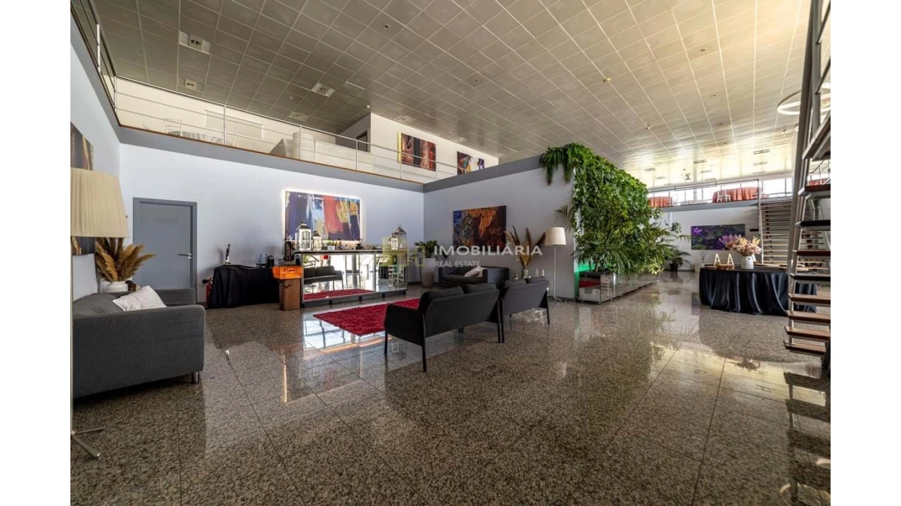 Armazém para Venda em Marvila, Ribeira Santarém, São Salvador, São Nicolau Foto 4