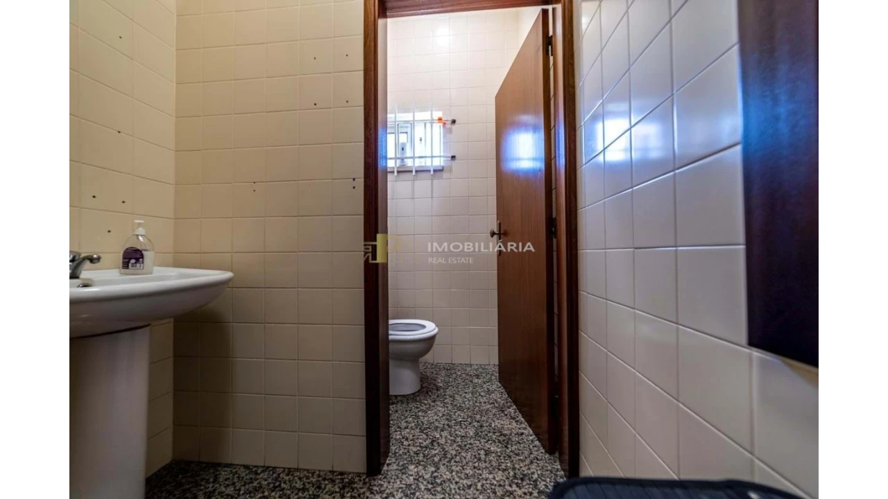 Armazém para Venda em Marvila, Ribeira Santarém, São Salvador, São Nicolau Foto 42