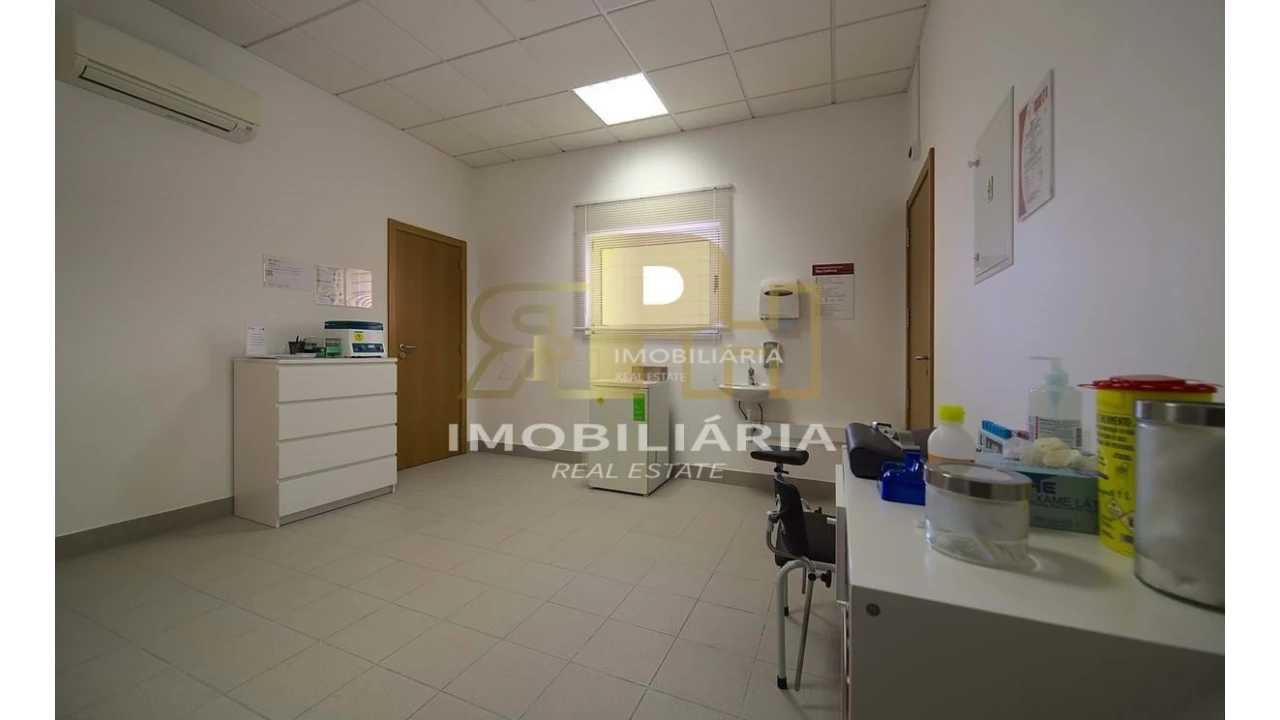 Armazém para Venda em Marvila, Ribeira Santarém, São Salvador, São Nicolau Foto 48