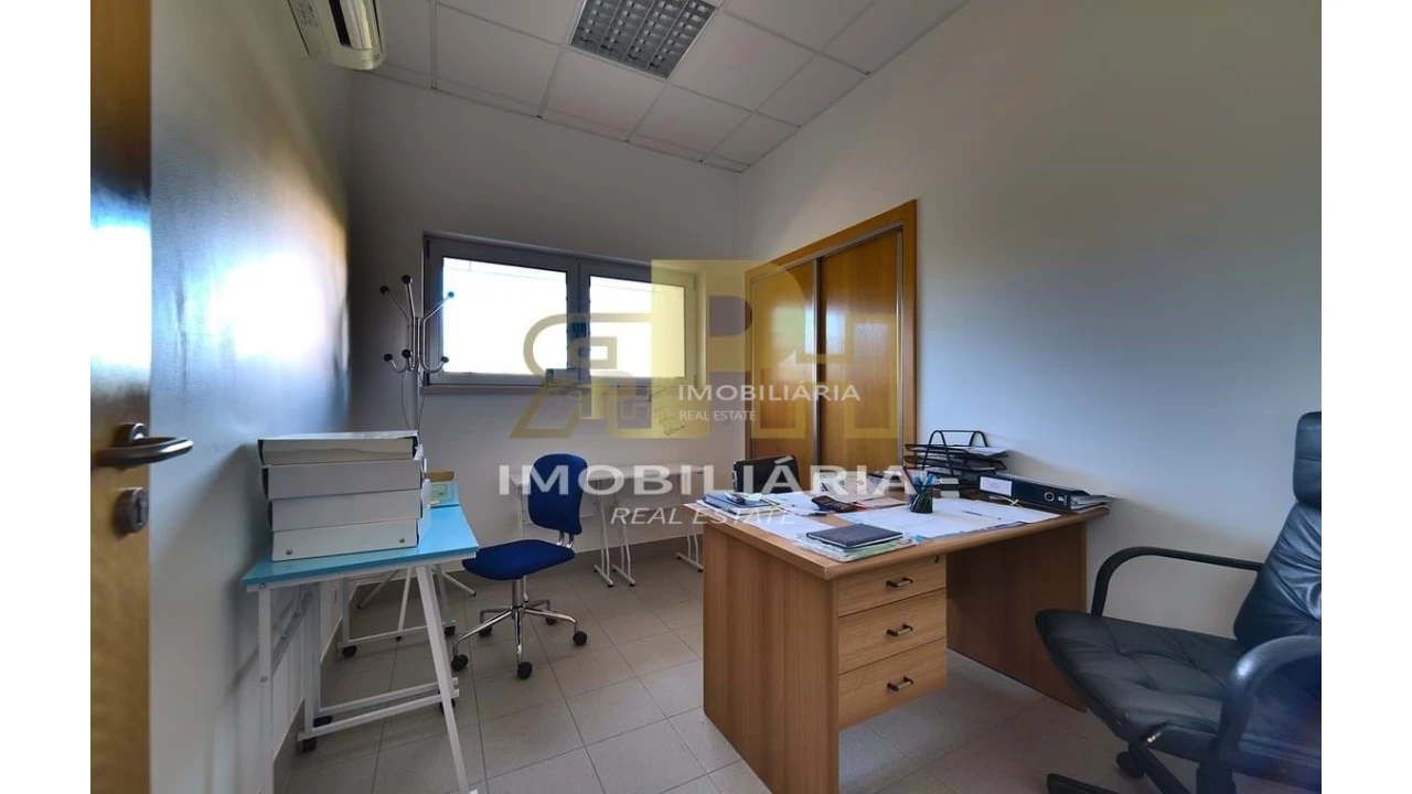 Armazém para Venda em Marvila, Ribeira Santarém, São Salvador, São Nicolau Foto 34