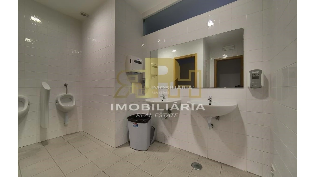 Armazém para Venda em Marvila, Ribeira Santarém, São Salvador, São Nicolau Foto 29