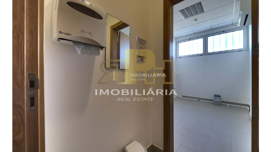 Armazém para Venda em Marvila, Ribeira Santarém, São Salvador, São Nicolau Foto 39