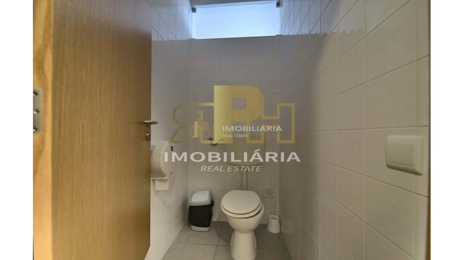 Armazém para Venda em Marvila, Ribeira Santarém, São Salvador, São Nicolau Foto 26