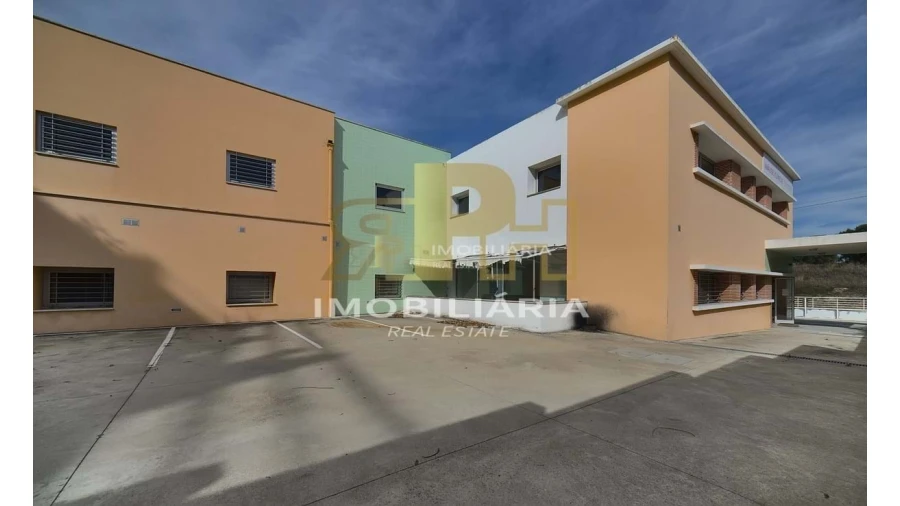 Armazém para Venda em Marvila, Ribeira Santarém, São Salvador, São Nicolau Foto 1