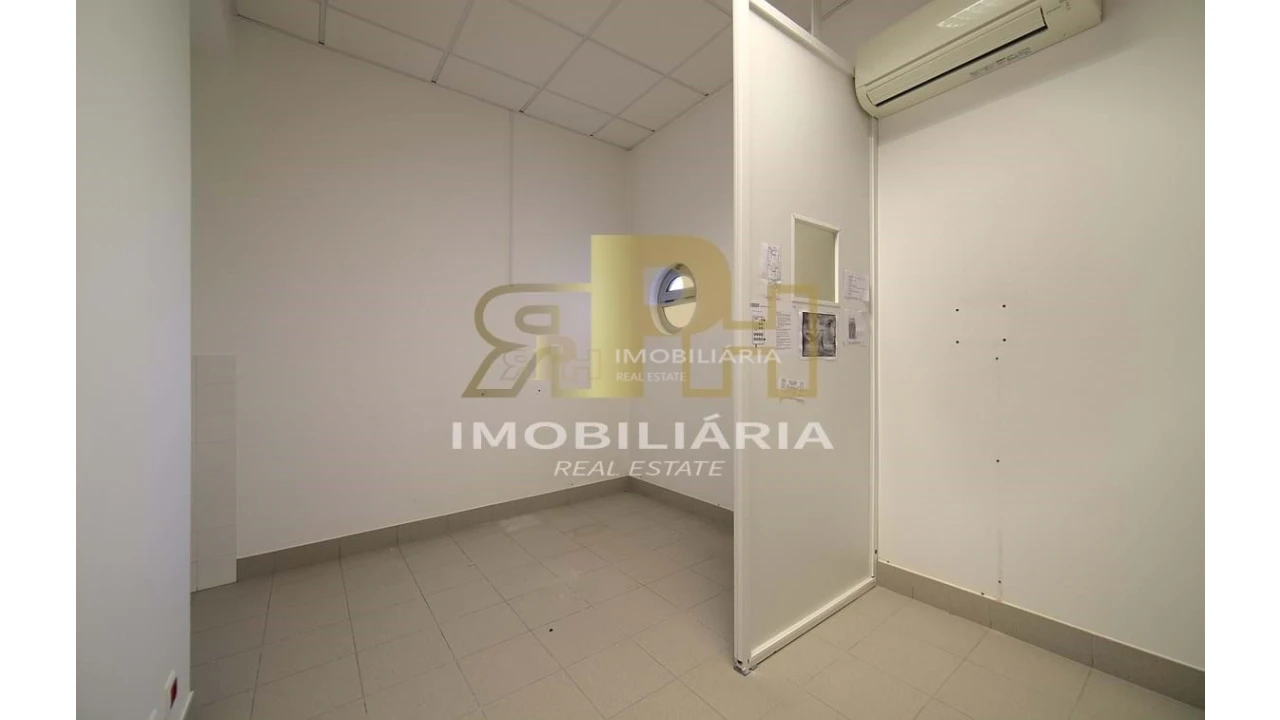 Armazém para Venda em Marvila, Ribeira Santarém, São Salvador, São Nicolau Foto 37