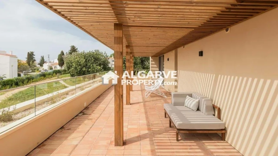 Apartamento T2 para Venda em Porches Foto 18