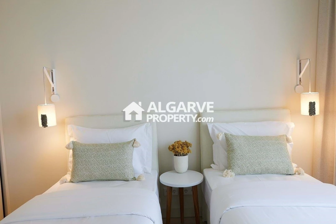 Apartamento T3 para Venda em Porches Foto 9
