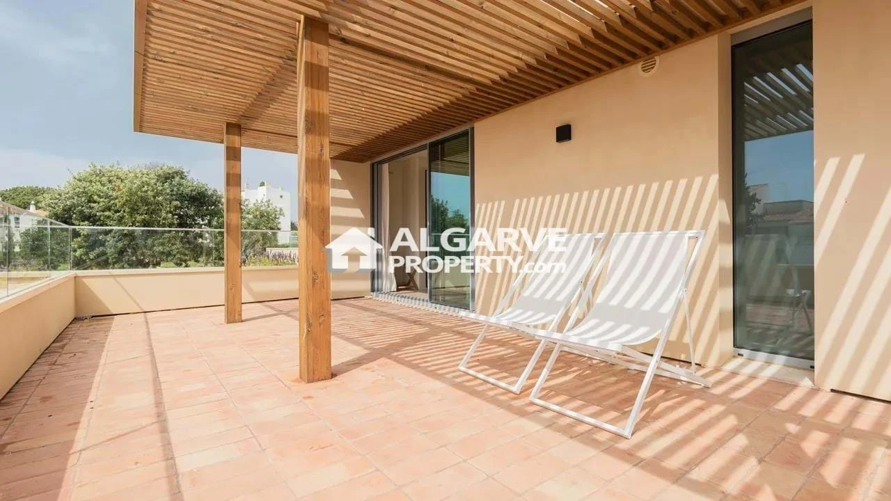 Moradia T3 para Venda em Porches Foto 18