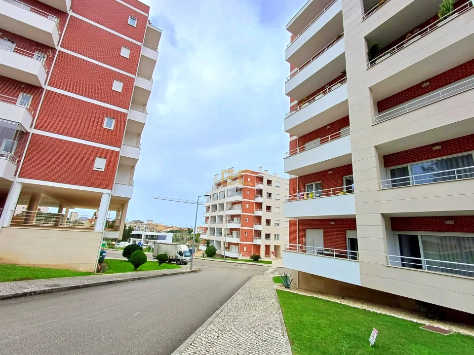 Apartamento T3 para Venda em Tavarede Foto 3