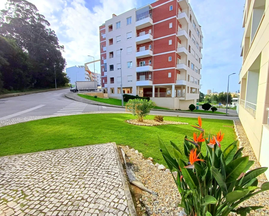 Apartamento T3 para Venda em Tavarede Foto 4