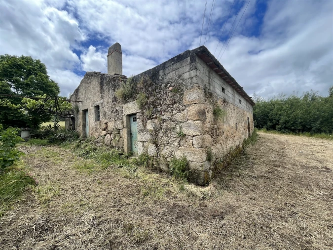 Quinta T0 para Venda em Vila Cortes da Serra