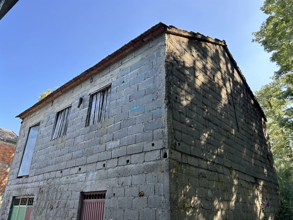 Moradia T0 para Venda em Pena, Quintã e Vila Cova Foto 4