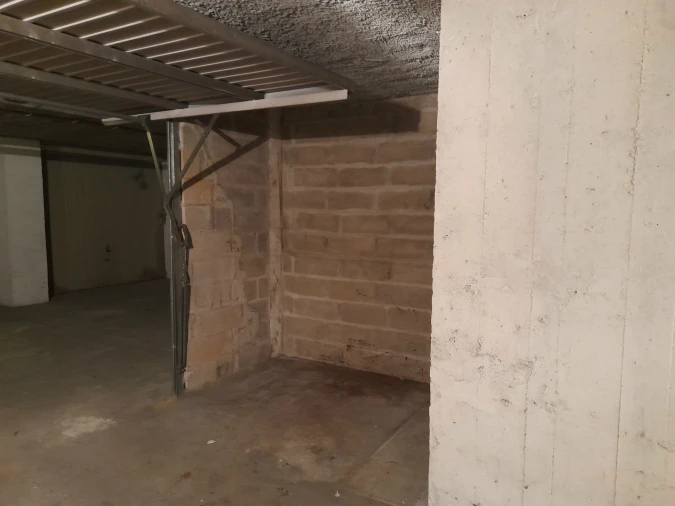 Garagem para Arrendamento em Eiras e São Paulo de Frades Foto 5