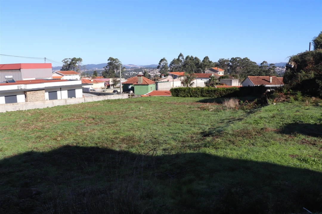 Terreno para Venda em Duas Igrejas Foto 1