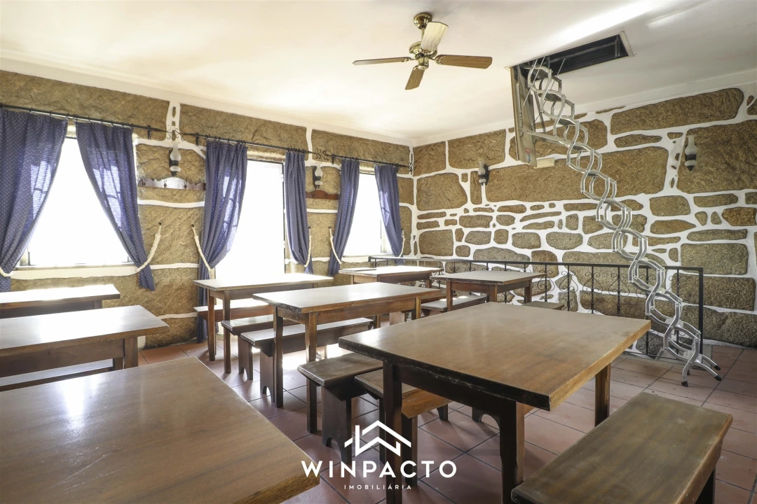 Loja para Venda em Nelas Foto 13