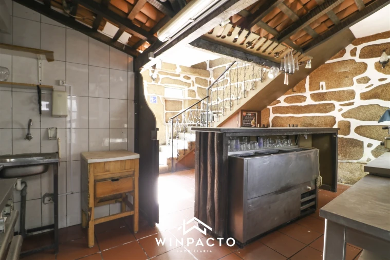 Loja para Venda em Nelas Foto 5