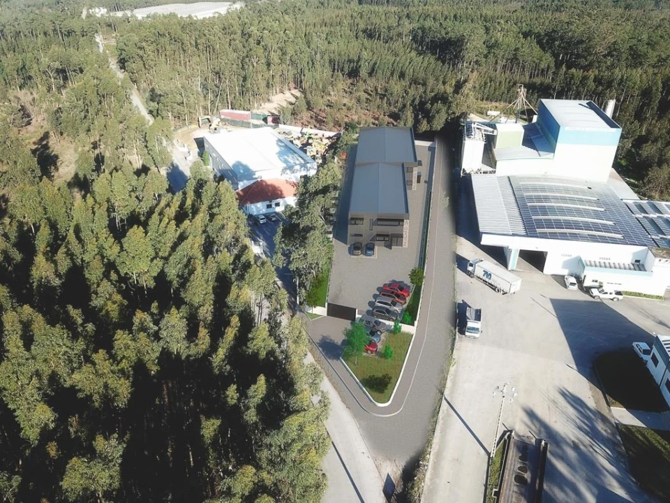 Armazém para Venda em Batalha Foto 9