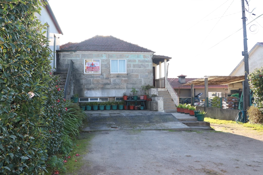 Moradia T3 para Venda em Lustosa e Barrosas (Santo Estêvão) Foto 2
