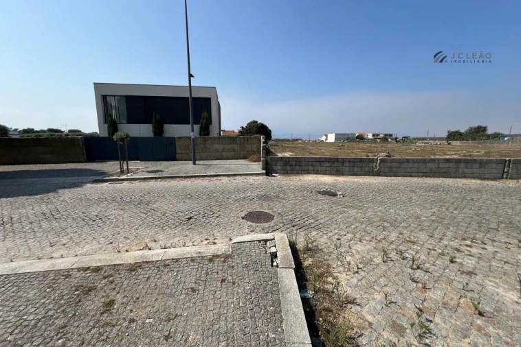 Moradia T3 para Venda em Labruge Foto 45