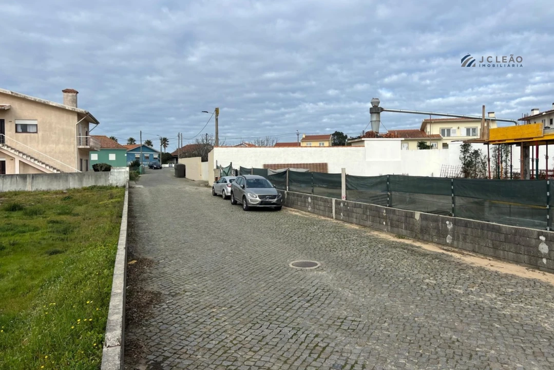 Moradia T3 para Venda em Labruge Foto 36