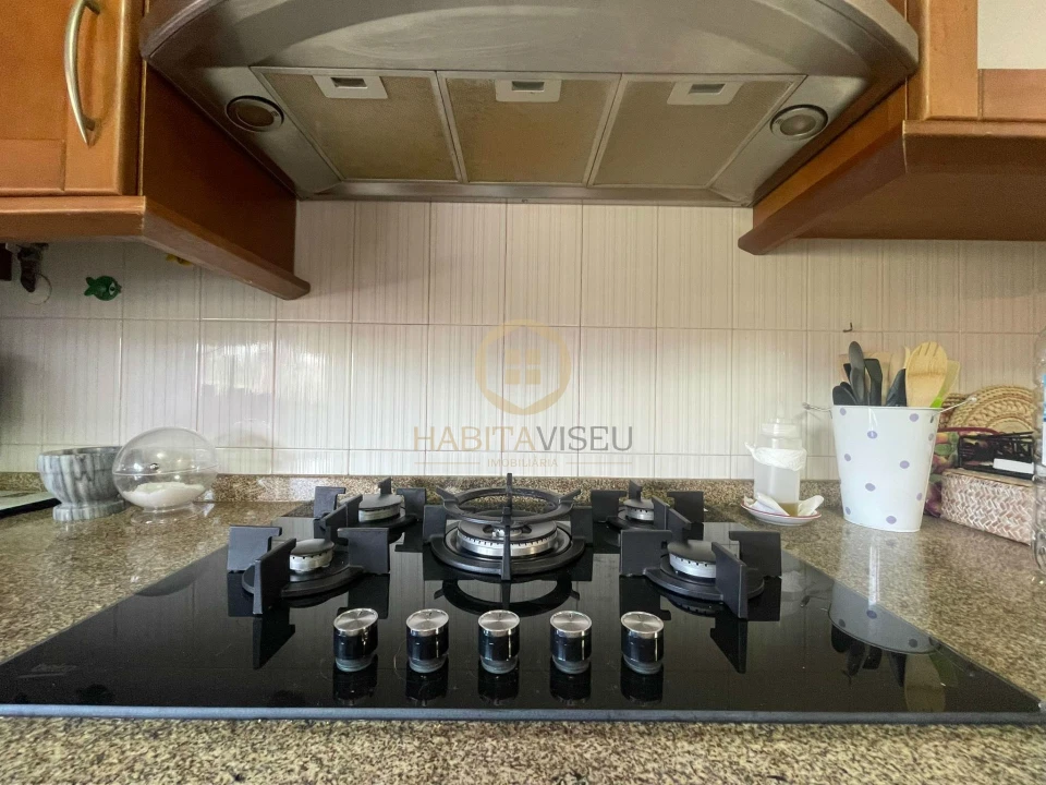 Moradia T6 para Venda em Satão Foto 4