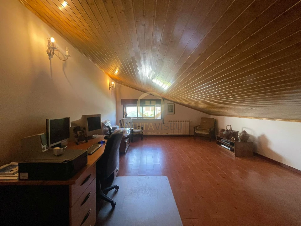 Moradia T6 para Venda em Satão Foto 15