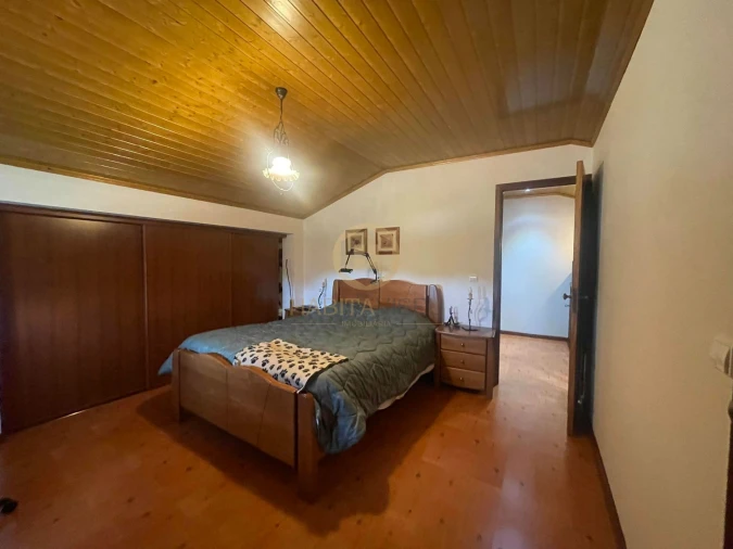 Moradia T6 para Venda em Satão Foto 17