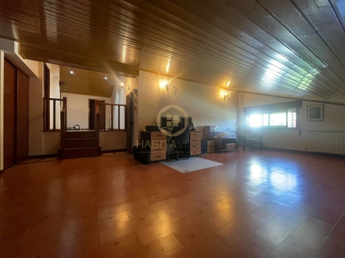 Moradia T6 para Venda em Satão Foto 19