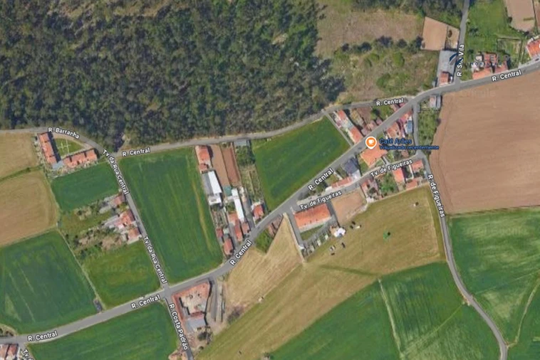 Terreno para Venda em Vilar e Mosteiró Foto 2