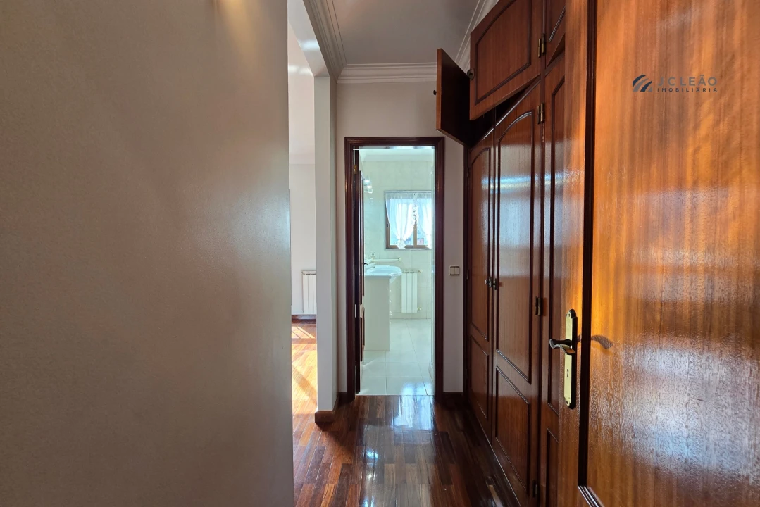 Moradia T5 para Venda em São Mamede de Infesta e Senhora da Hora Foto 24